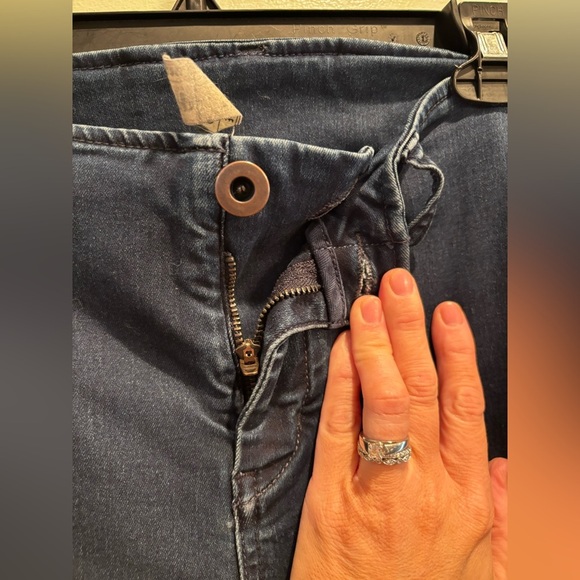 Free People Dark Blue Flare Jeans size 29 pull-on clean simple neutral basic - Picture 3 of 16